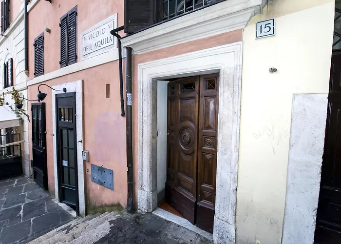 Vicolo Dell'Aquila